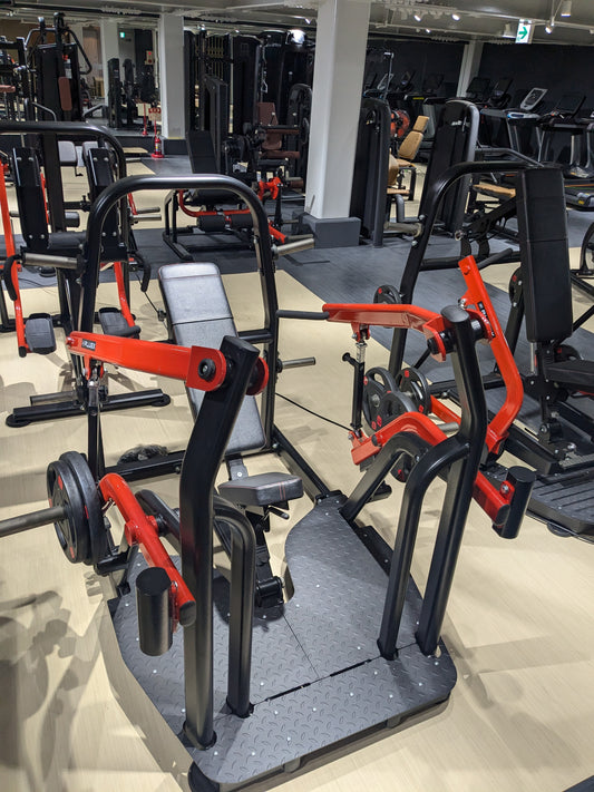 インクラインチェストプレス